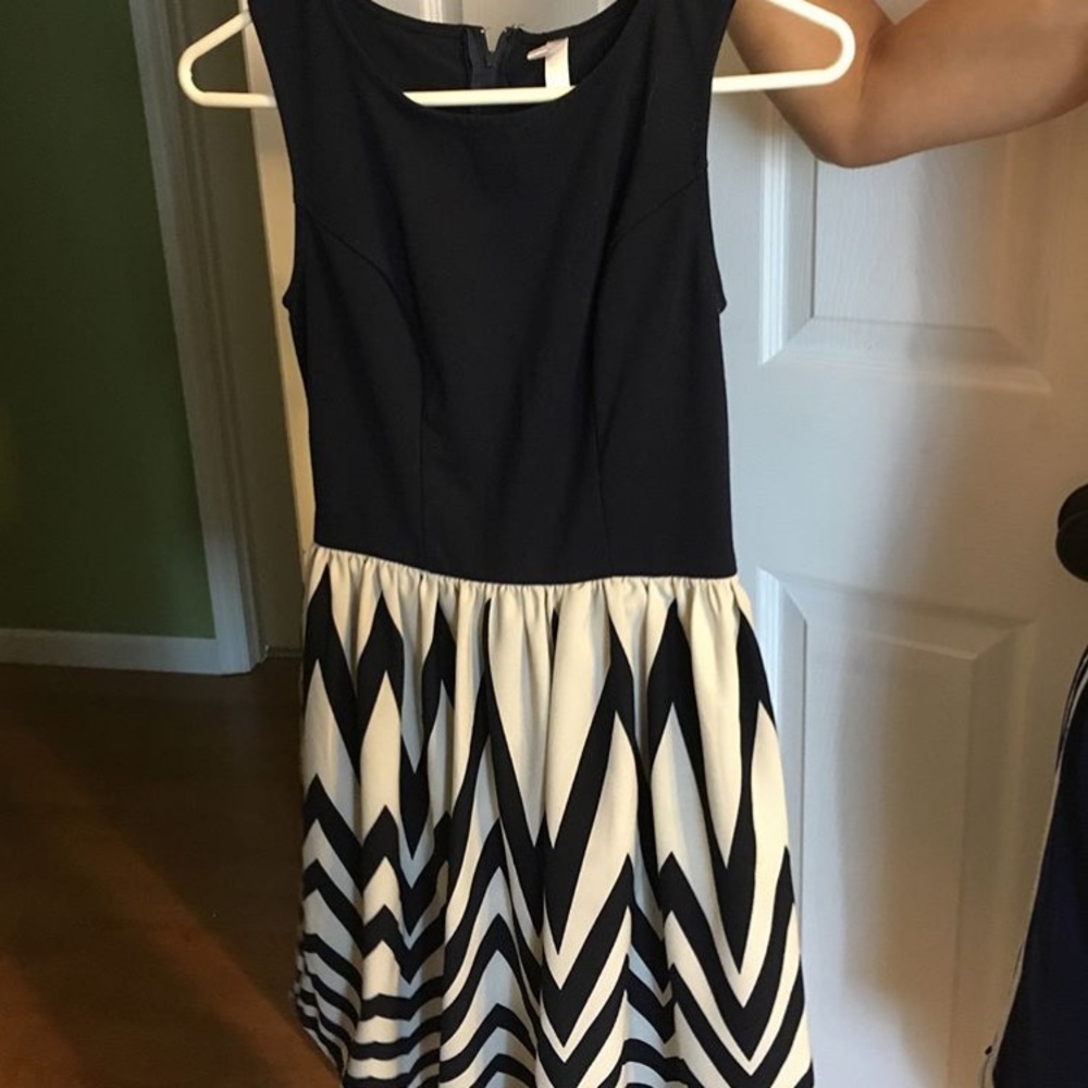 Super cute navy and white A-line dress!